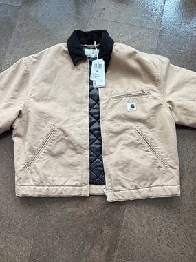 Carhartt Women’s Tan Jacket with Black Quilted Trim